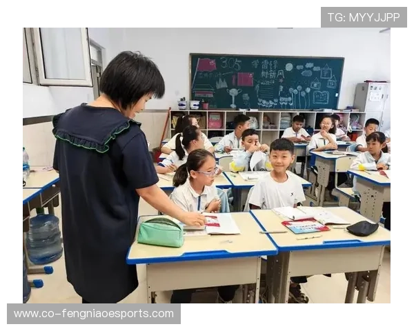 开平区足球第一球星的成长之路与辉煌成就分析 开平区足球第一球星的成长之路与辉煌成就分析